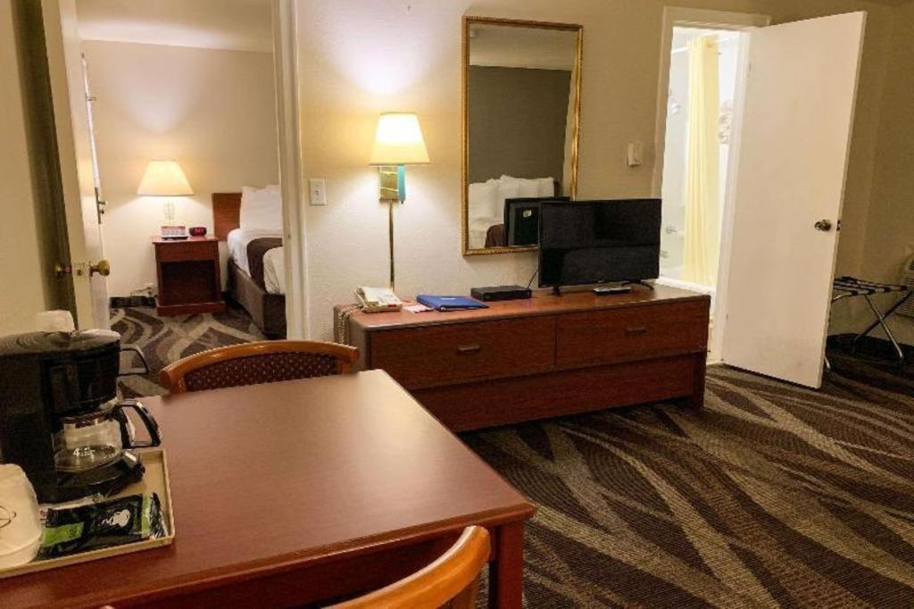 Rodeway Inn & Suites Sheridan Εξωτερικό φωτογραφία